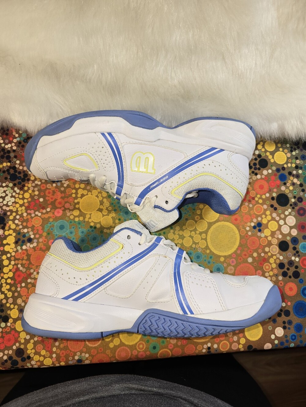 Wilson Rush Pro Women's Tennis Shoe White Sneakers with Blue and Yellow Accents - Picture 5 of 14